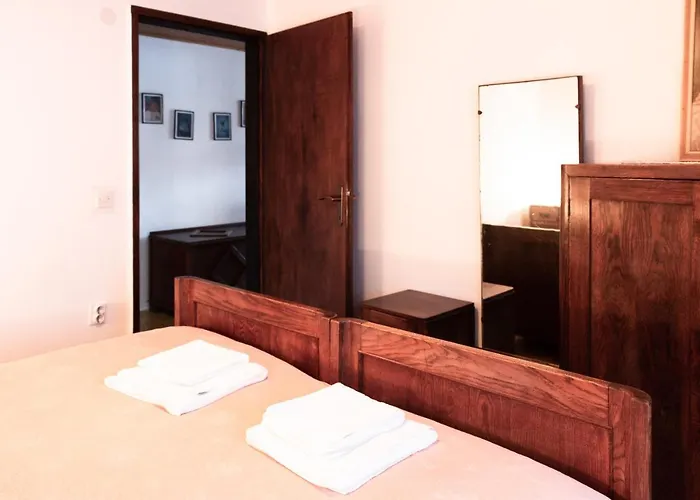 Hisa - Countryside House *